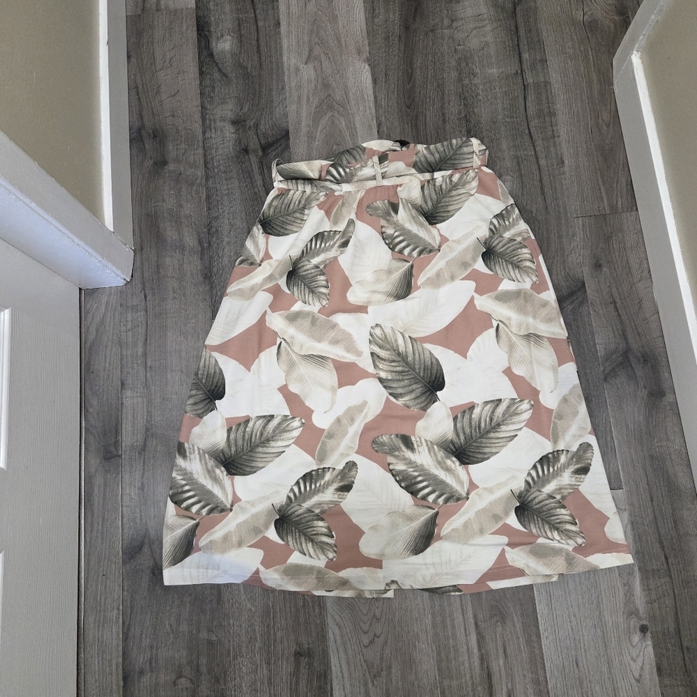 Le Château Rayon Blend Leaf Print Skirt | High-Waist Button Front Belted A-Line - Picture 4 of 7